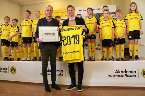 Łukasz Piszczek przedłużył kontrakt z marką KRISPOL